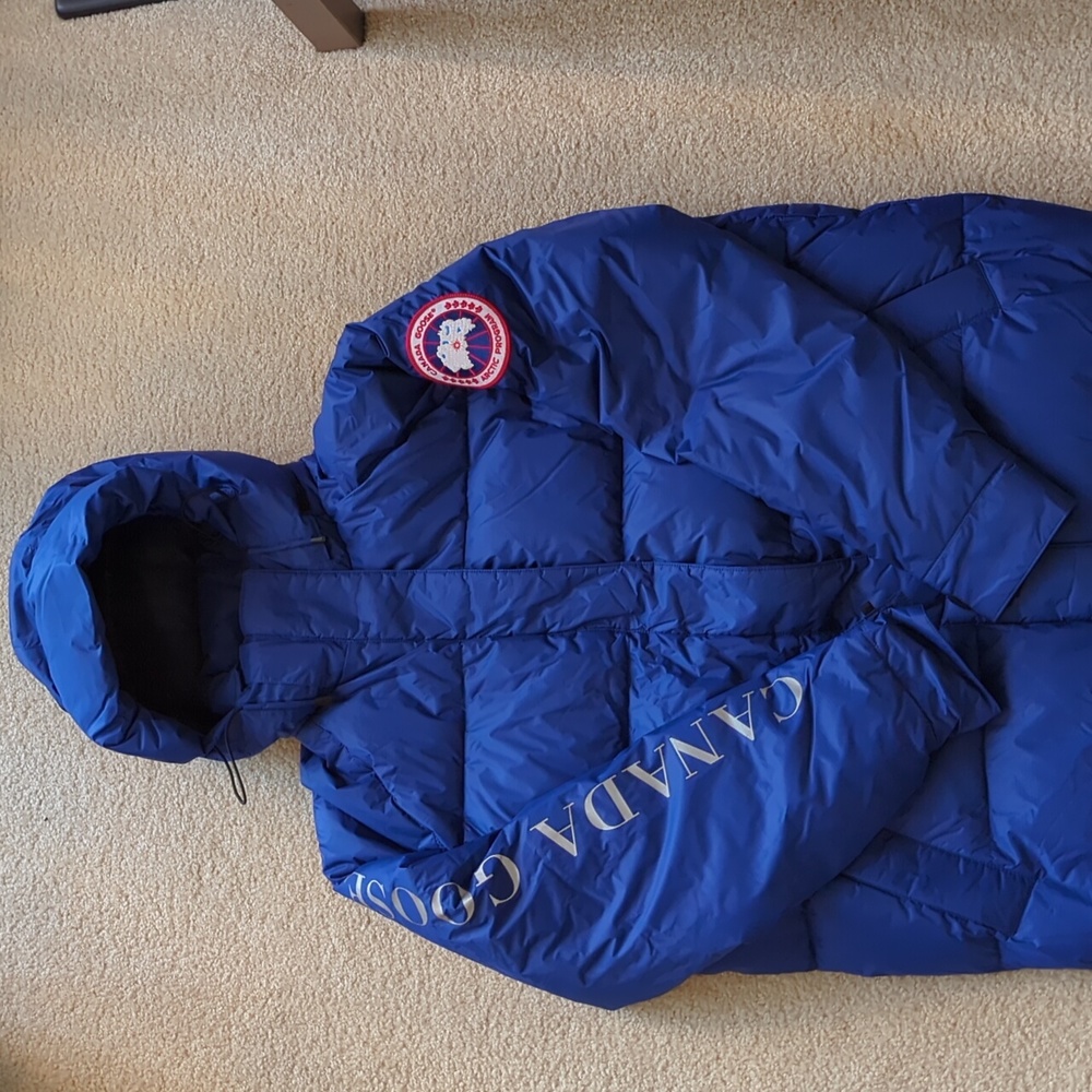 NWT Canada Goose Approach Jacket Pacific Blue size Large